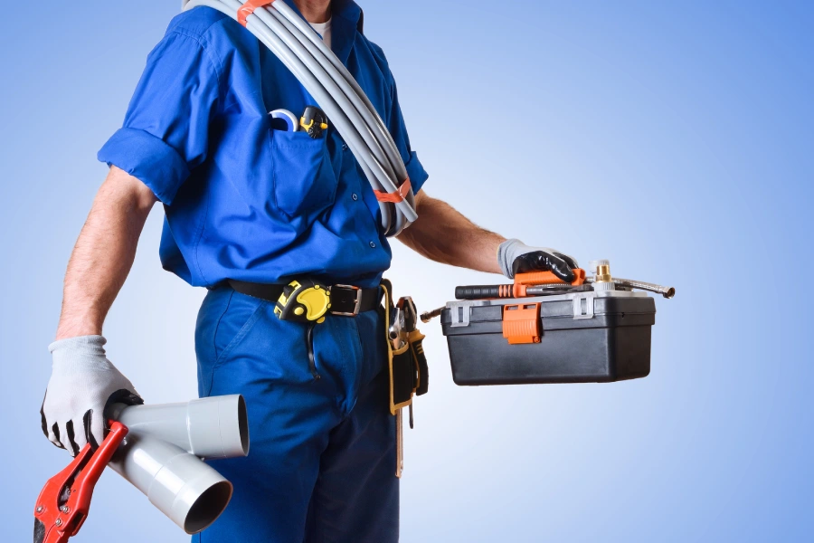 How Handymen Handle Emergency Plumbing Issues Efficiently in Carson, CA