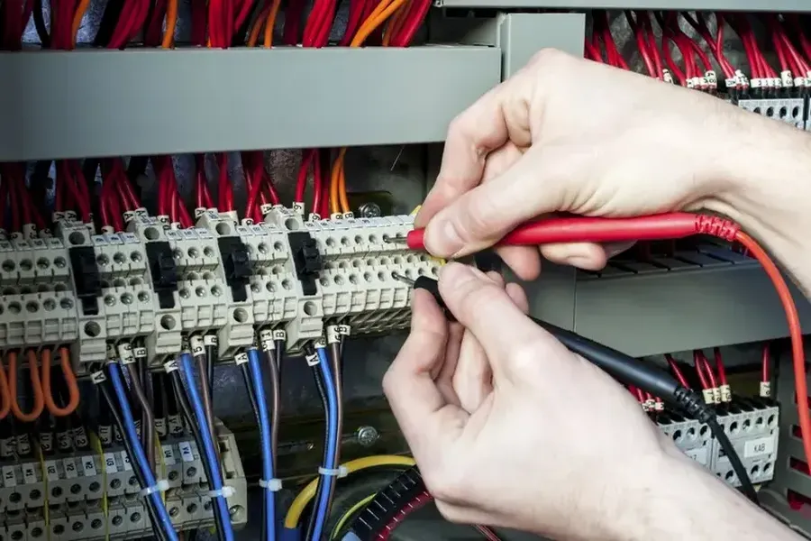 What To Expect From A Handyman Electrical Service Visit in Carson, CA
